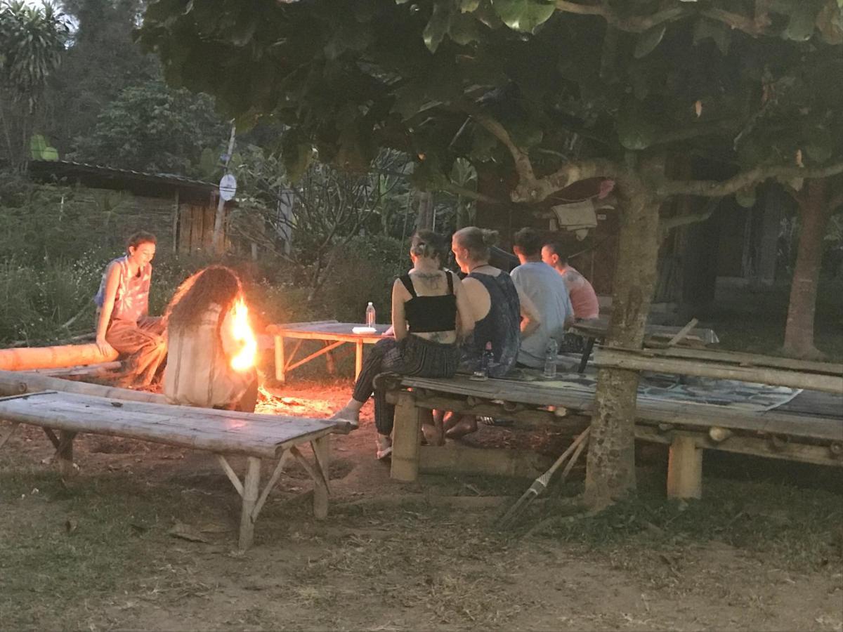 Pai Sleepy Hut ξενώνας Εξωτερικό φωτογραφία